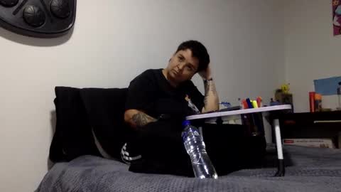 Danny and Ale online show from April 9, 6:35 pm