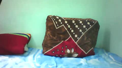 vounialdy online show from March 1, 2:02 pm