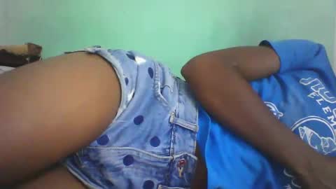 vounialdy online show from March 12, 5:38 pm