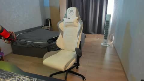 Snapshot of vova_belkin_ chatting on September 17, 9:44 am vova online show from September 17, 9:44 am