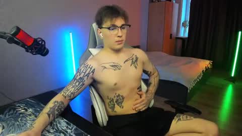 Snapshot of vova_belkin_ chatting on July 2, 5:08 pm vova online show from July 2, 5:08 pm