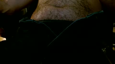 Snapshot of voyeur_qc chatting on April 7, 3:07 am voyeur_qc online show from April 7, 3:07 am