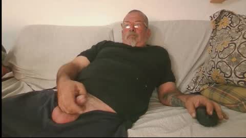 Snapshot of vuda77 chatting on November 24, 7:35 pm oscar online show from November 24, 7:35 pm