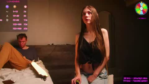 Eva and Franklin online show from June 10, 2:27 pm