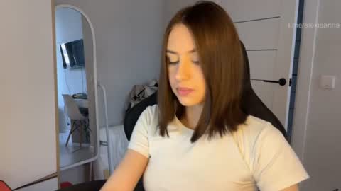 Arina online show from June 19, 11:47 am