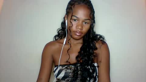 vynarahot online show from May 10, 4:50 am