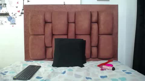 Zafiroo online show from February 16, 3:46 am