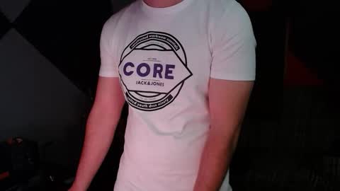 Snapshot of w33dgvy chatting on April 4, 11:13 pm w33dgvy online show from April 4, 11:13 pm