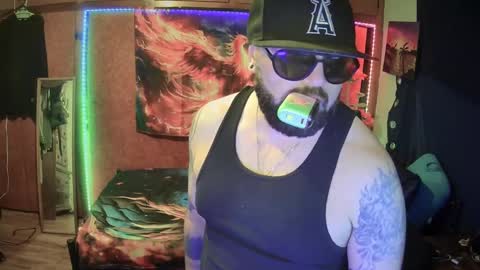 w_h_y_whohurtyou online show from February 9, 12:49 am