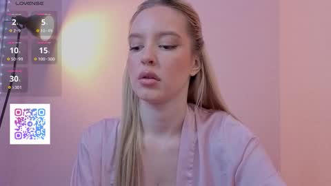 Olivia online show from November 30, 8:13 pm