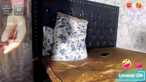 Snapshot of wakanda671501 chatting on June 29, 6:30 am Jhon online show from June 29, 6:30 am