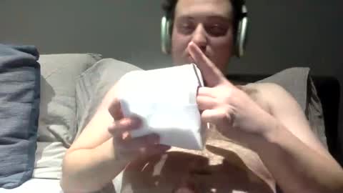 Snapshot of wakandaforever9 chatting on February 13, 7:31 pm wowaweeman online show from February 13, 7:31 pm