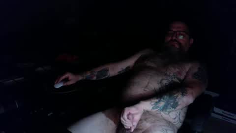 Snapshot of wakeupthedead77 chatting on November 18, 5:56 am Mr. Dead online show from November 18, 5:56 am