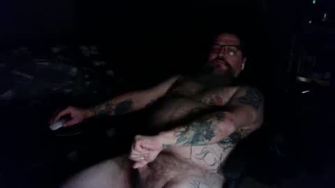 Snapshot of wakeupthedead77 chatting on December 5, 5:27 am Mr. Dead online show from December 5, 5:27 am