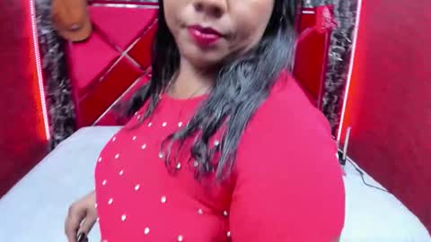 waleska   online show from November 9, 12:47 pm