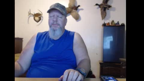 Snapshot of walkingbird chatting on November 7, 11:49 pm walkingbird online show from November 7, 11:49 pm