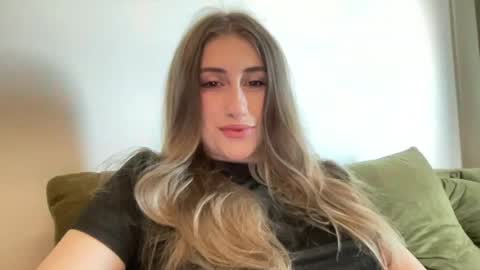 walkiria19 online show from June 19, 5:01 am