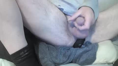 Snapshot of walksindarkness chatting on September 30, 4:17 am walksindarkness online show from September 30, 4:17 am