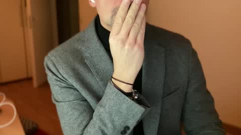 walky78 online show from December 12, 4:53 pm