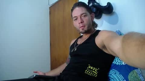 Snapshot of walnniel_concordia chatting on December 2, 3:34 am walnniel_concordia online show from December 2, 3:34 am