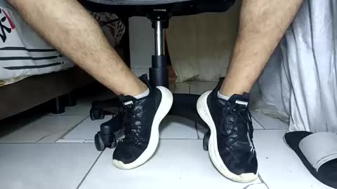 WaltherFeet  online show from April 25, 3:09 pm