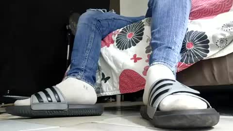 Snapshot of waltherfeet_ chatting on July 19, 4:22 pm WaltherFeet online show from July 19, 4:22 pm