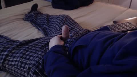 Snapshot of waltsobchak chatting on January 28, 4:50 am I love the ol in-n-out online show from January 28, 4:50 am