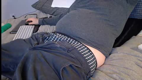 Snapshot of waltsobchak chatting on January 17, 3:22 am I love the ol in-n-out online show from January 17, 3:22 am