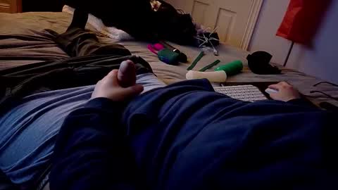 Snapshot of waltsobchak chatting on March 23, 4:16 am I love the ol in-n-out online show from March 23, 4:16 am