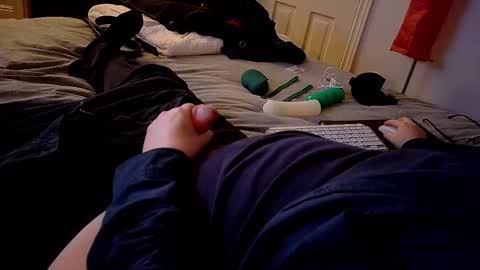 Snapshot of waltsobchak chatting on March 27, 2:06 am I love the ol in-n-out online show from March 27, 2:06 am