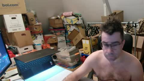 Snapshot of wammes85 chatting on February 12, 1:09 am wammes online show from February 12, 1:09 am