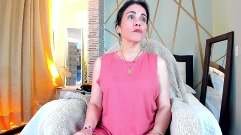 Snapshot of wanda_walton chatting on January 9, 5:11 pm Wanda online show from January 9, 5:11 pm