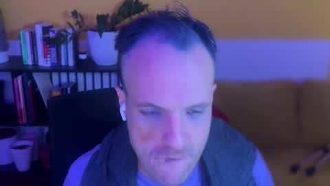 Snapshot of wander_jack chatting on October 22, 3:18 am Jack online show from October 22, 3:18 am