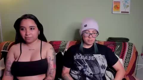 Waningrose  Lu online show from February 16, 5:48 am