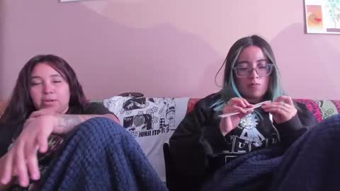 Waningrose  Lu online show from September 11, 9:37 pm