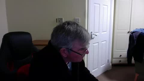 Snapshot of wanttobefree90 chatting on April 17, 7:39 pm wanttobefree90 online show from April 17, 7:39 pm
