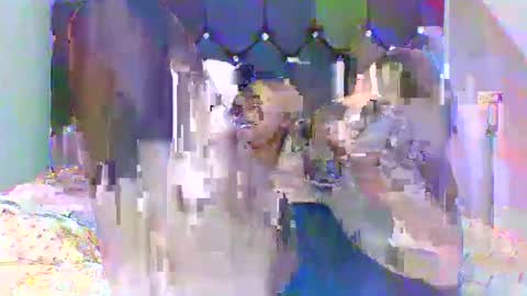 wapgirl22 online show from April 8, 6:19 pm