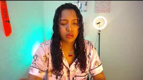 Snapshot of warisgoddes chatting on January 7, 2:30 pm EMILY online show from January 7, 2:30 pm