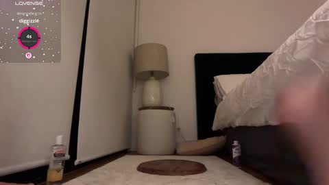 Snapshot of wasianbby chatting on May 30, 11:51 am Hey my name is Mila Girl next door x online show from May 30, 11:51 am