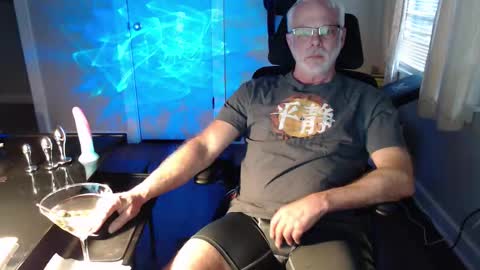 wasted_daze_ online show from February 18, 11:01 pm