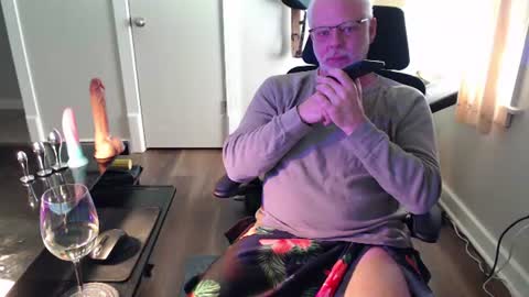 Snapshot of wasted_daze_ chatting on June 15, 9:50 pm wasted_daze_ online show from June 15, 9:50 pm