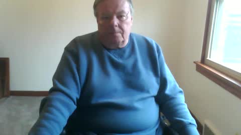 Snapshot of watchez321 chatting on March 5, 6:01 pm watchez321 online show from March 5, 6:01 pm