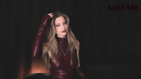 Snapshot of waterfallwoods chatting on December 3, 6:43 am waterfallwoods online show from December 3, 6:43 am