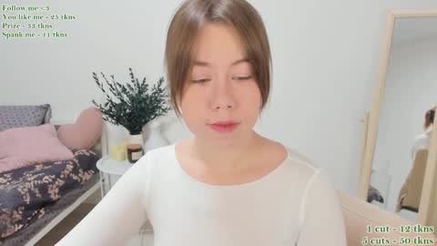 Snapshot of watermelon_sugar_ chatting on March 4, 9:40 am Tess Pls support me with Can we reach 155 my favorite number online show from March 4, 9:40 am