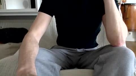 Snapshot of wave3210 chatting on April 14, 5:30 pm wave3210 online show from April 14, 5:30 pm