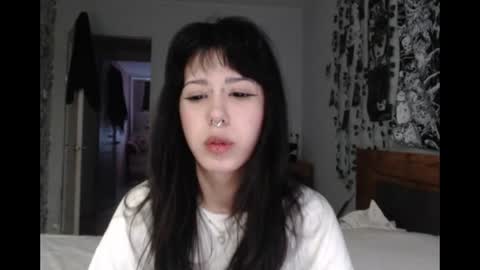 Snapshot of wavy_nights chatting on July 11, 4:10 pm Mina online show from July 11, 4:10 pm