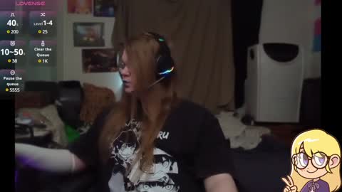 Ash online show from December 2, 9:28 pm
