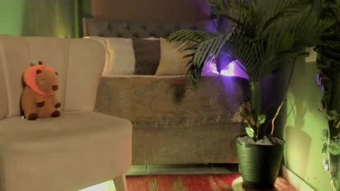 Snapshot of wayuu_goddess chatting on December 30, 8:15 pm Wayuu Goddess 3 online show from December 30, 8:15 pm