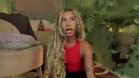 Snapshot of wayuu_goddess chatting on January 7, 7:06 pm Wayuu Goddess 3 online show from January 7, 7:06 pm