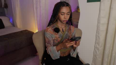 Snapshot of wayuu_goddess chatting on May 4, 8:38 pm Wayuu Goddess 3 online show from May 4, 8:38 pm
